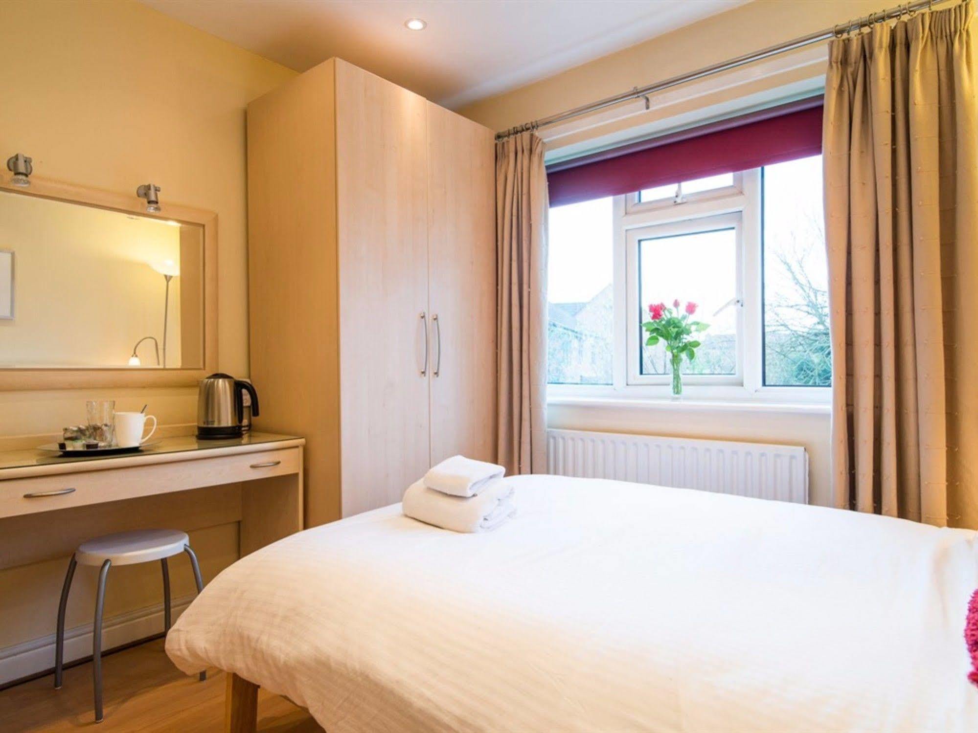 Hotel Ayuda House Altrincham Exteriér fotografie