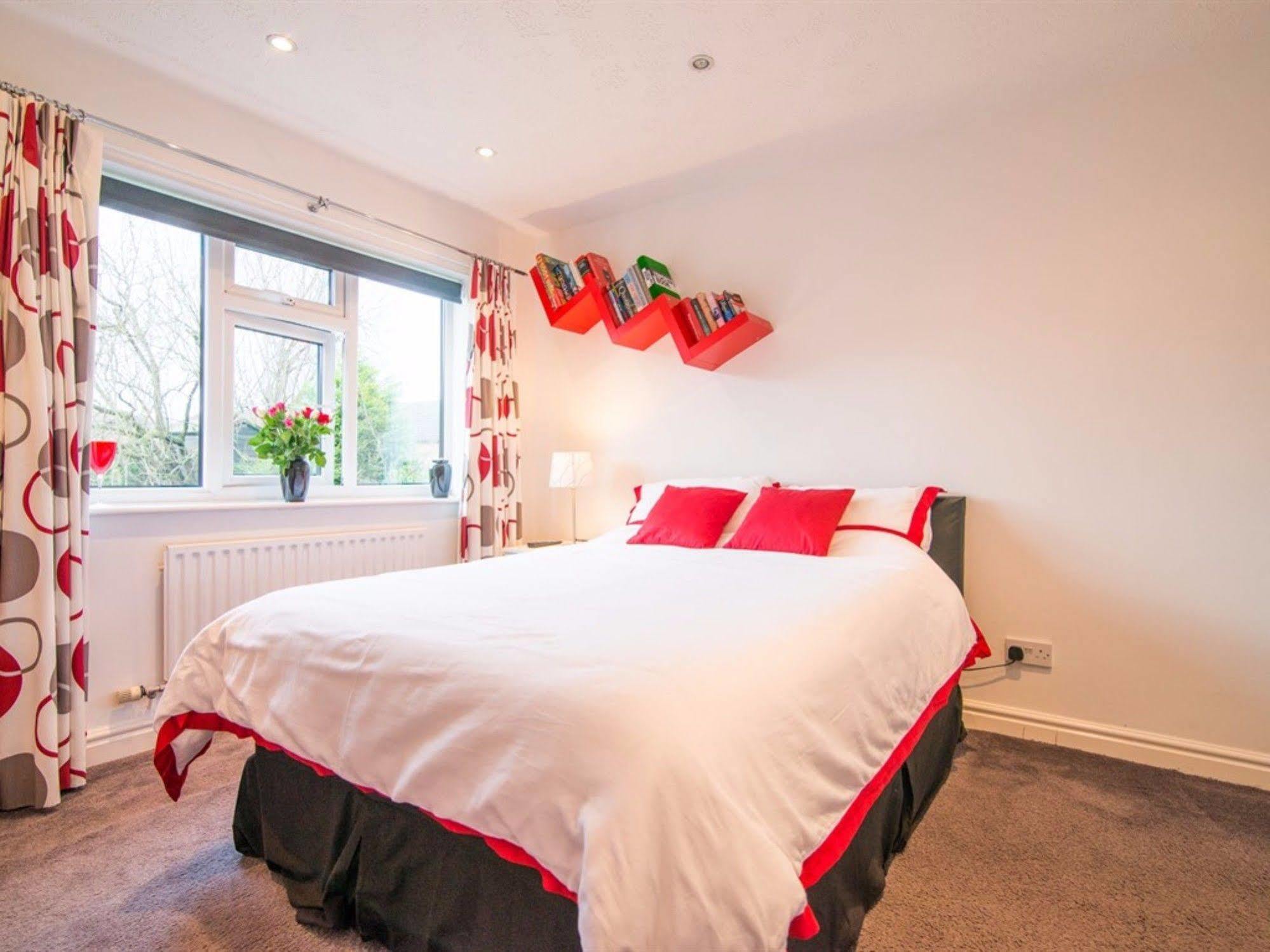 Hotel Ayuda House Altrincham Exteriér fotografie