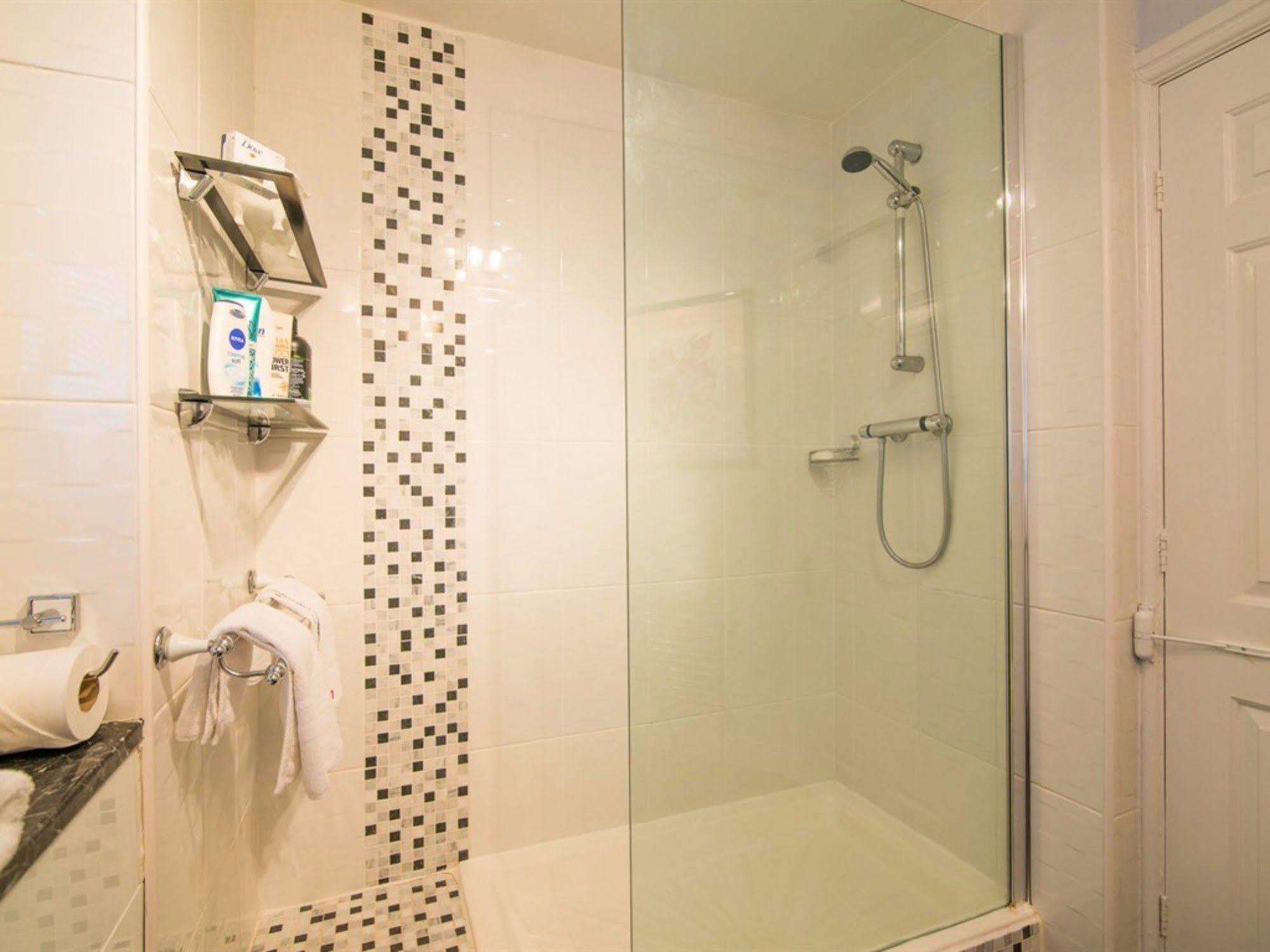 Hotel Ayuda House Altrincham Exteriér fotografie